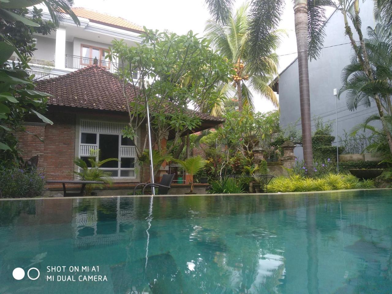 Mandia Bungalows Ubud  Ruang foto